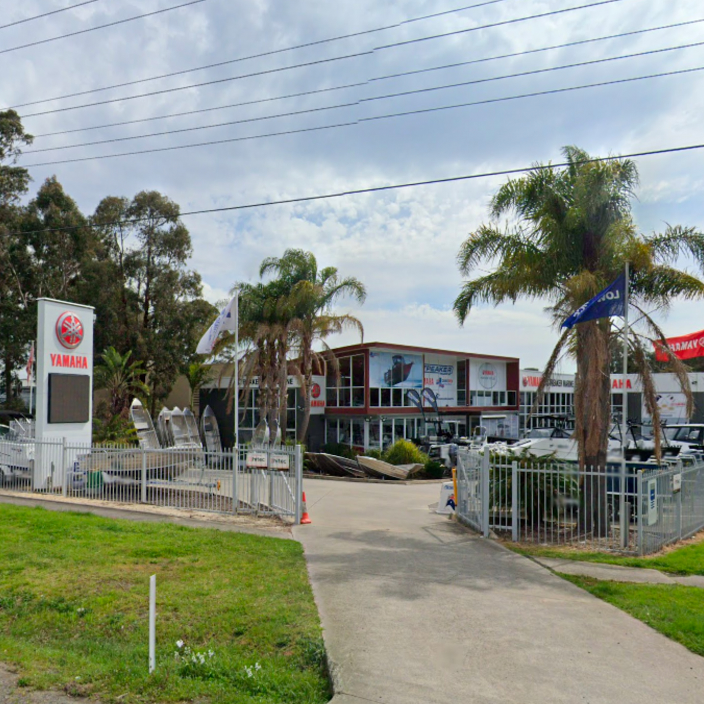 Test Dealer store front